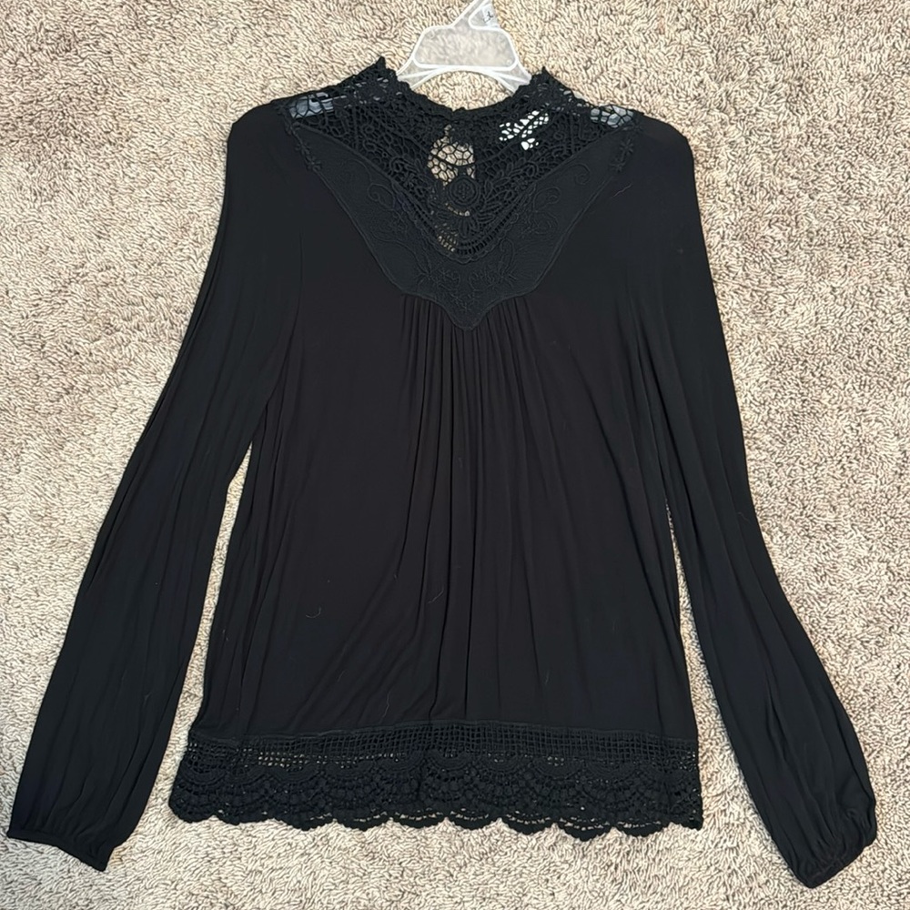 Love Fire long sleeved with lace detail top